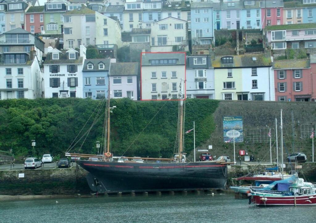 Sampford Harbour Side Guest House Brixham Exterior photo